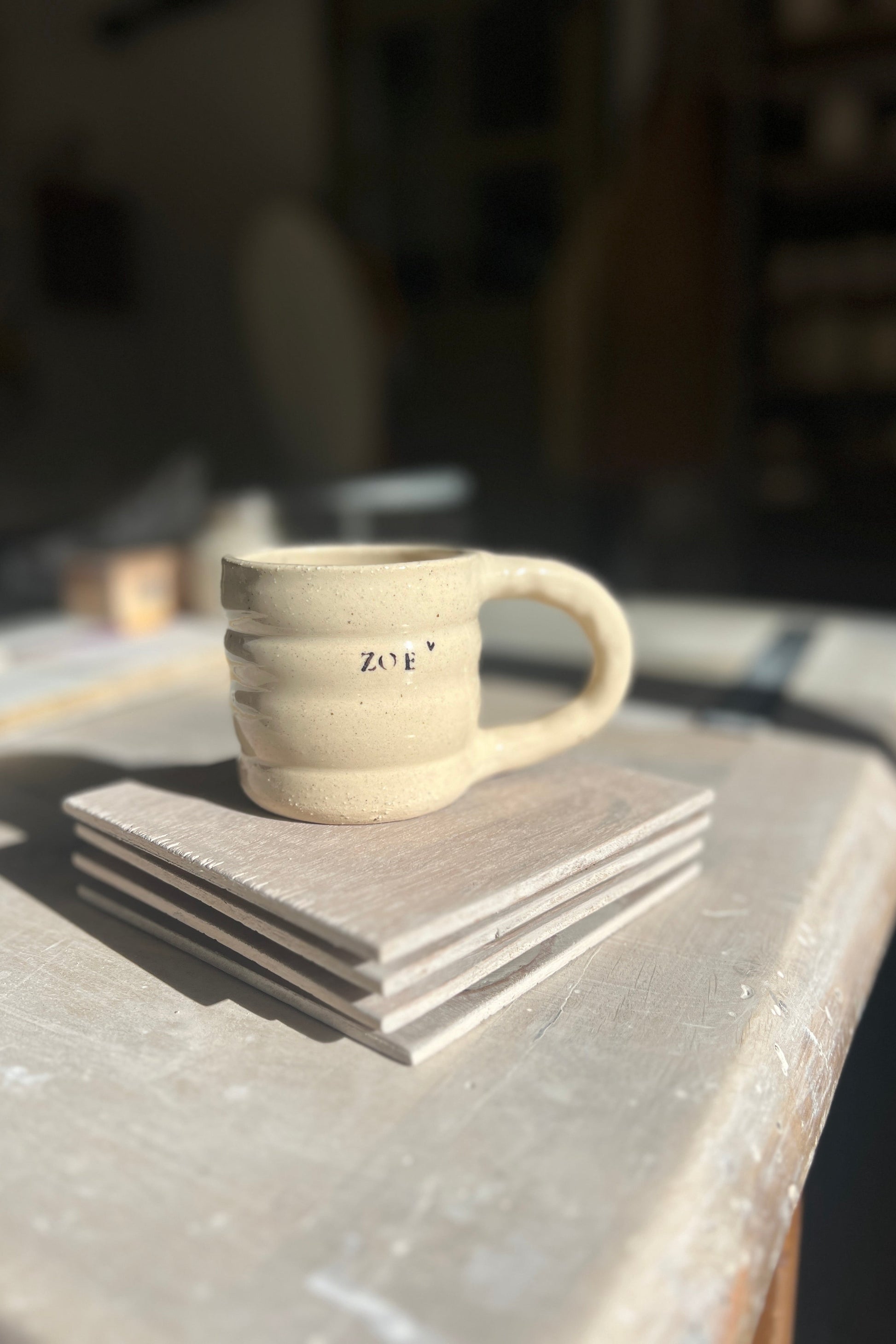 mug bubble artisanal personnalisable en grès recyclé fait à montpellier